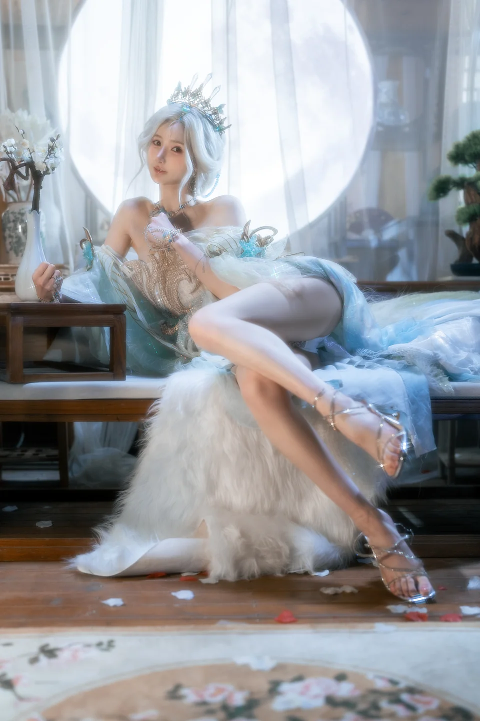 橙子喵酱&铁手叫兽_会员花絮_逆水寒_50P_790MB tg@simisebaisi 【丝足阁】005.webp